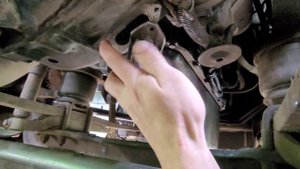 Как прокрутить маховик на IVECO STRALIS. Спец ключ своими руками.