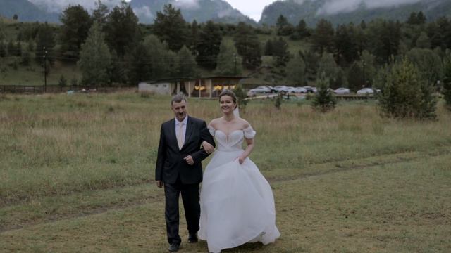 Свадьба на Алтае в пасмурный День. Видеограф - @nadimoovi смотреть онлайн