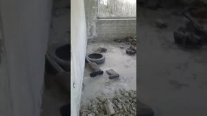 Заброшенное общежитие у химзавода в Россоши, ч1.