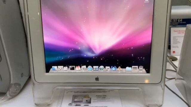 Приехали в музей ретро iphone смотреть онлайн