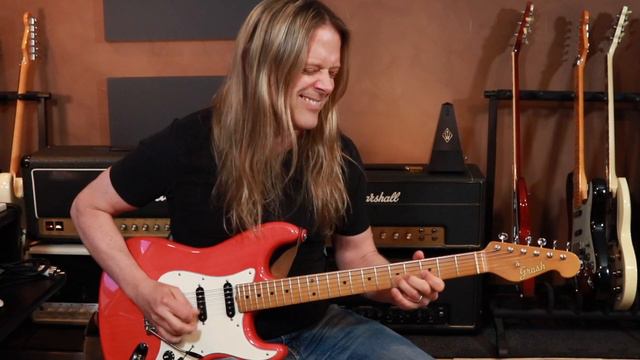 Angus Clark (Trans-Siberian Orchestra) performs guitar solo from "Burn" by Ritchie Blackmore. смотреть онлайн