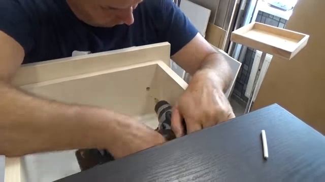 Установка фасадов на выдвижные ящики смотреть онлайн