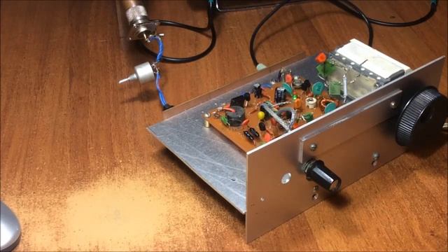 Регенеративный КВ приемник под названием CMG. смотреть онлайн