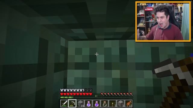 МАЙНКРАФТ, НО ВОКРУГ МЕНЯ МАЛЕНЬКИЙ БАРЬЕР! - ВЫЖИВАНИЕ В КЛЕТКЕ! - 4 СЕРИЯ! смотреть онлайн