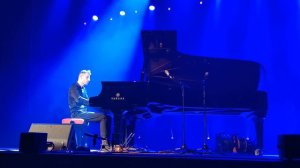 Peter Bence -  Despacito    (live in Linz)