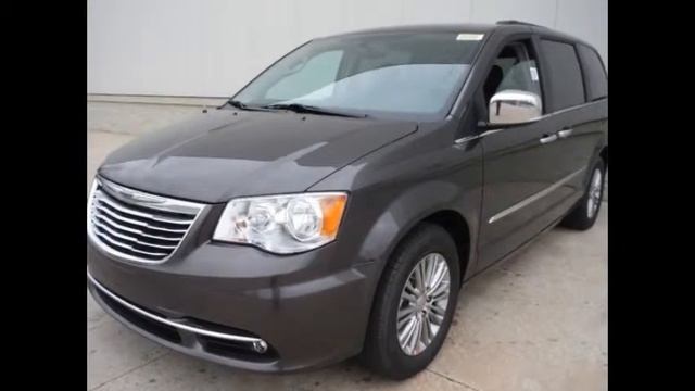 2016 chrysler Town & Country Granite Crystal смотреть онлайн