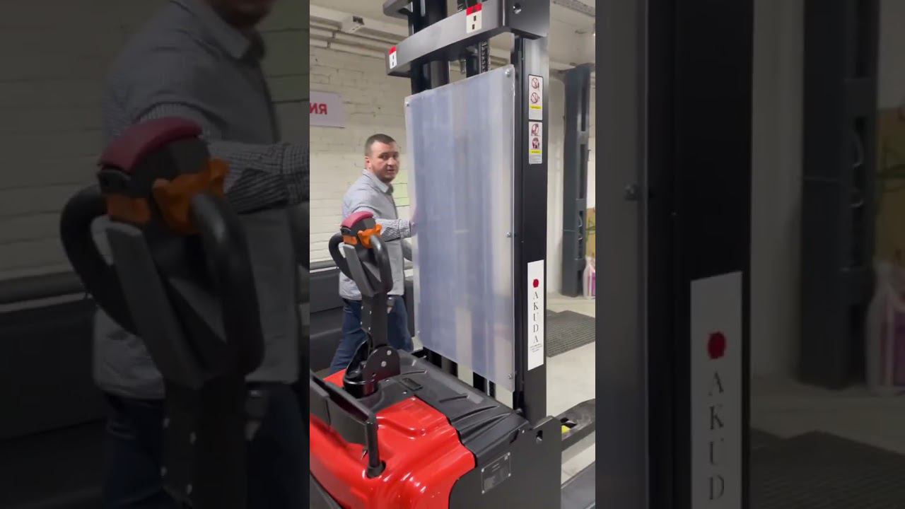 Мощный самоходный штабелёр RAKUDA BPLW 2000 36. Профессиональная серия. Всё, что нужно знать.