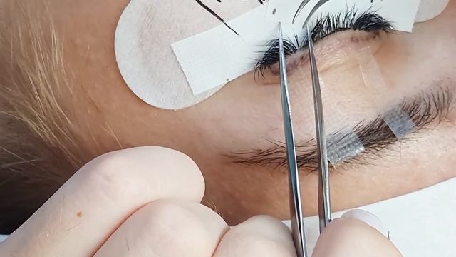 2д объем. Идеальный отступ. Наращивание ресниц. Работа ученицы на повышении. смотреть онлайн