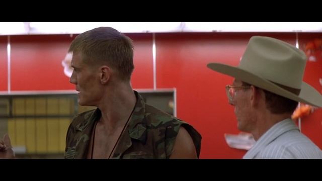 Универсальный солдат Эндрю Скотт в магазине смотреть онлайн