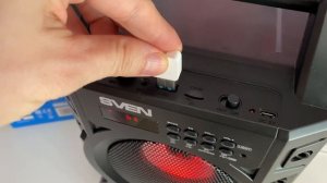 Sven PS-440. Бюджетная портативная колонка бумбокс