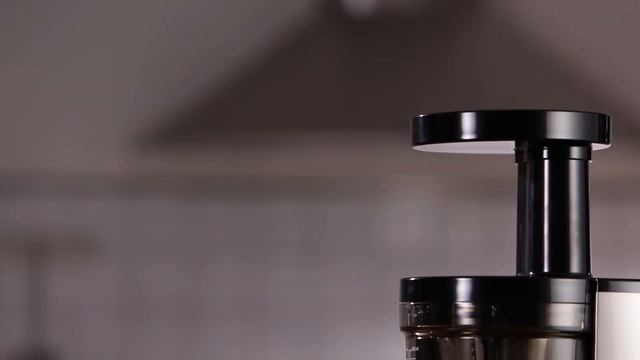 מסחטת מיץ מבית יורום הסדרה החדשה HUROM SLOW JUICER смотреть онлайн