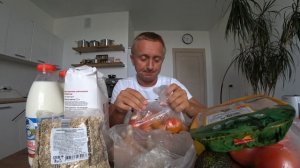 Закупка продуктов. На котов трачу больше чем на себя.