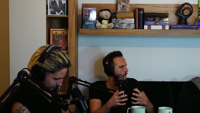 Pe lângă Subiect, Episodul 1 - Cultura Psihoterapiei și Neajunsurile Sale смотреть онлайн