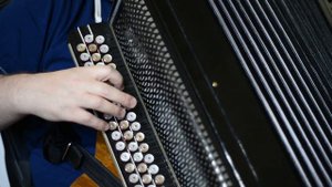 «Ваше благородие» Разбор песен на баяне ноты и аккорды.