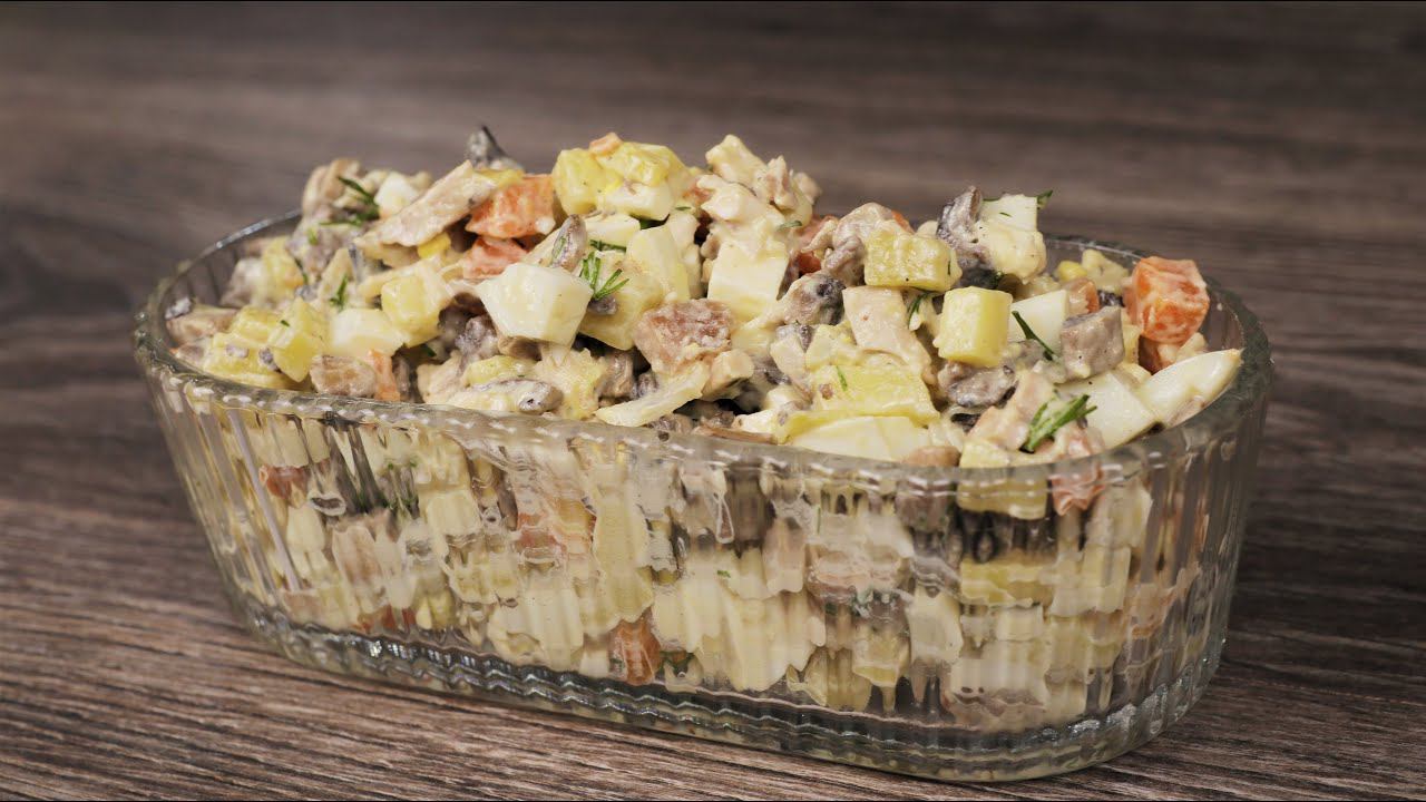 Очень вкусный салат НЕВИДИМКА с грибами и курицей на любой праздник и не только