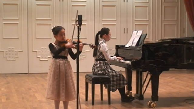 Chamin Yoon -Beriot смотреть онлайн