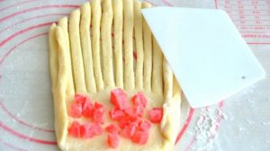 Шерстяной сладкий хлеб