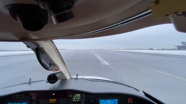 Взлет в UUEE (Шереметьево)  #aviation #cessna525