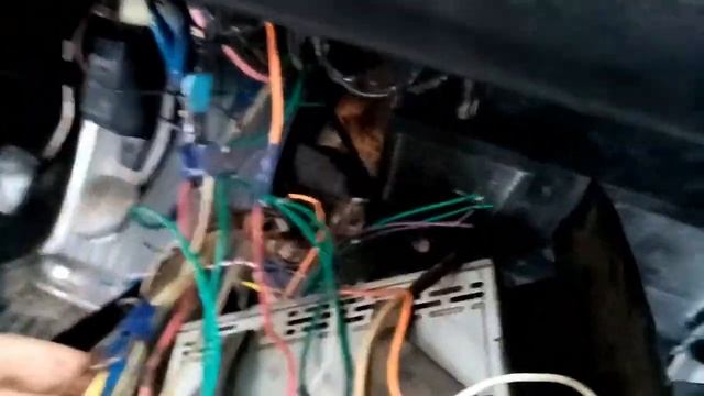 Нива Будни. Установка Вольтметра.Проработал 10 минут и сгорел смотреть онлайн