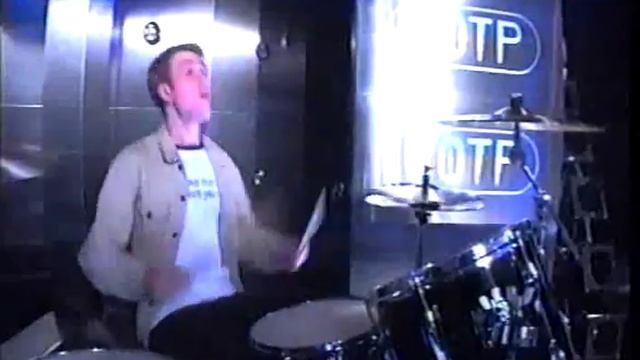 Menswear - Day Dreamer - Top Of The Pops смотреть онлайн