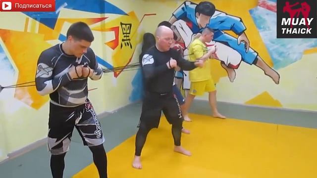 Развиваем силу, скорость и мощь удара - тренировки тайским боксом смотреть онлайн