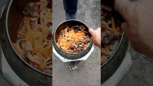 Плов - на свинине, в чугуне на костре....