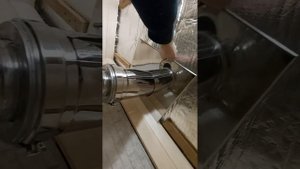 Установка облицовочный листа в бане на сэндвич трубу .