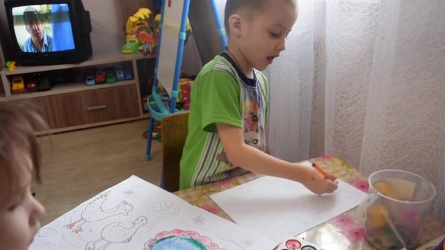 Рисуем и красим Макс и Лиза смотреть онлайн