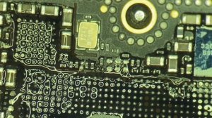 Iphone XS Max не включается - ошибка 4014