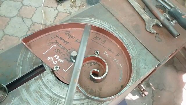 ЛЕКАЛО ЗАВИТОК ХОЛОДНАЯ КОВКА СВОИМИ РУКАМИ смотреть онлайн