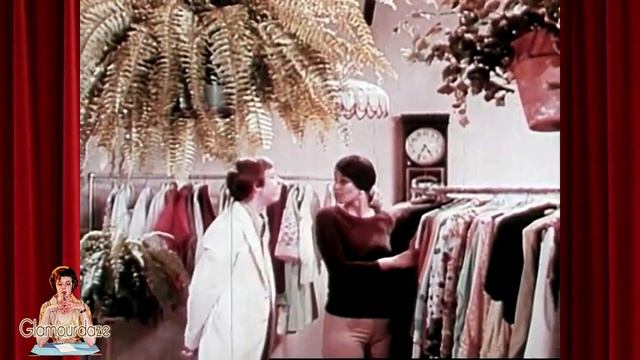 What Women Wore to Work in the 1970's | Fashion Tips смотреть онлайн