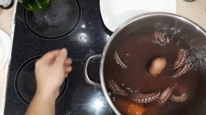 Осьминог как его готовить, просто и очень вкусно