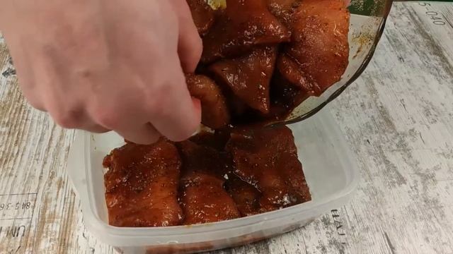 Crispy, Savory, and Perfectly Seasoned Jerky in the Oven - DIY Snack Heaven! смотреть онлайн