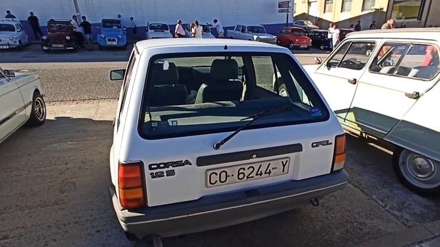 OPEL CORSA 1.2S de 1990 ? Concentración #Coches Clásicos #Estepa 2023 #Sevilla смотреть онлайн