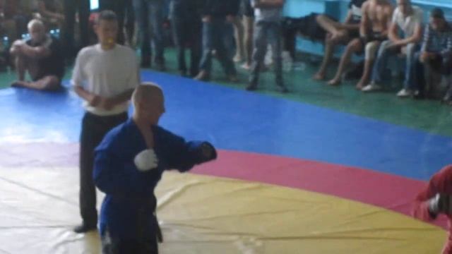 Нокаут, Боевое Самбо (Олег Фомичев - синяя самбовка) смотреть онлайн