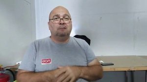 В Китае под ногами туристов треснул стеклянный мост
