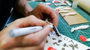 Как покрасить приманку,маркером под заправку!!!How to paint soft bait with a marker for refueling!