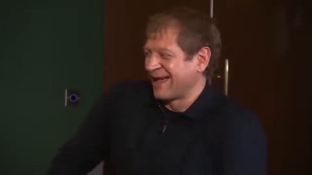 Сентиментальный Кокляев.