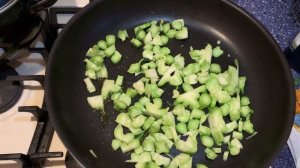 Необыкновенно вкусный суп. Крем-суп с брокколи и креветками.