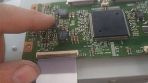 Ремонт TV LG 32LH7000. Иногда не запускается, помехи на изображении.