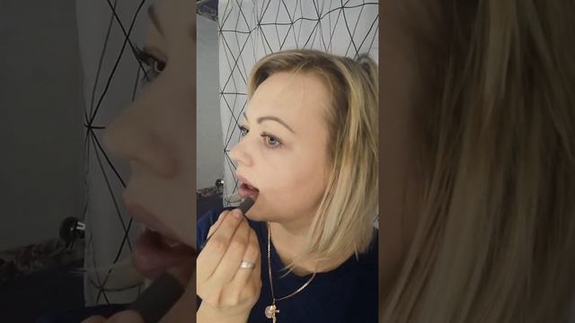 Сатиновая помада Гринвей