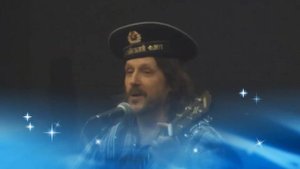 Владимир Дяденистов. Старый двор.