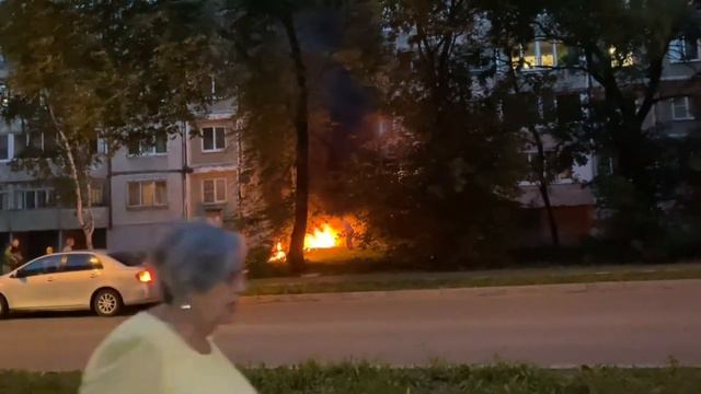 Только что! Пожар Вяземская 1 Хабаровск , пожарные прибыли через 6 минут 11.09.22год смотреть онлайн