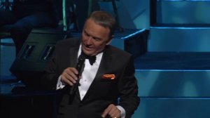 BOB ANDERSON as FRANK SINATRA FLY ME TO THE MOON