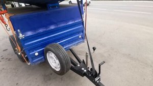 Оборудованный прицеп для транспортировки лодки ПВХ.