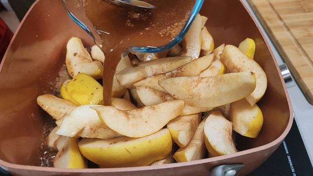 Зимнее наслаждение: Рецепт десерта с айвой и корицей