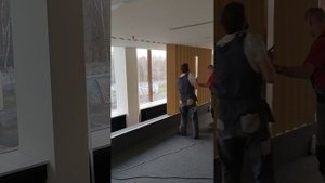 Монтаж реечной перегородки. #interiordesign #diy #зонирование #реечнаяперегородка #ремонт