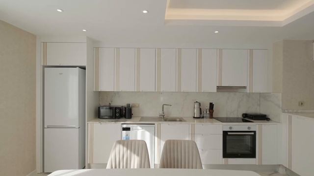 Недвижимость в Турции. Элитная квартира в центре Белека в комплексе с отельной инфраструктурой. смотреть онлайн