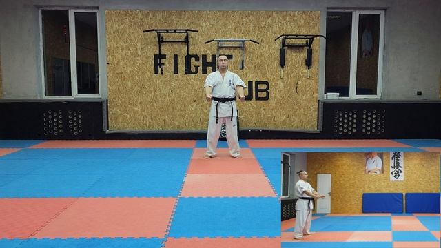 САКУГИ тайкиоку соно ИЧ. Первое ката ногами. смотреть онлайн