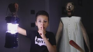 2-я серия Мои Страшные Истории. ПРЯТКИ с ГРЕННИ у меня дома! Бабка ГРЕННИ НАШЛА МОЙ ДОМ!